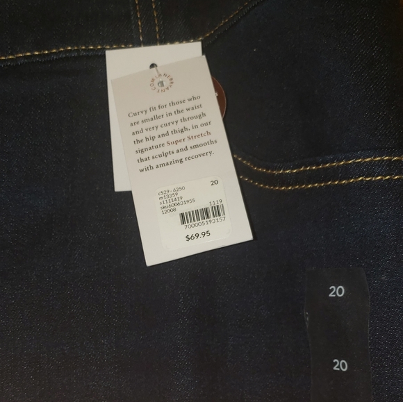 NWT lane Bryant size 20 curvy jeans - Picture 3 of 4